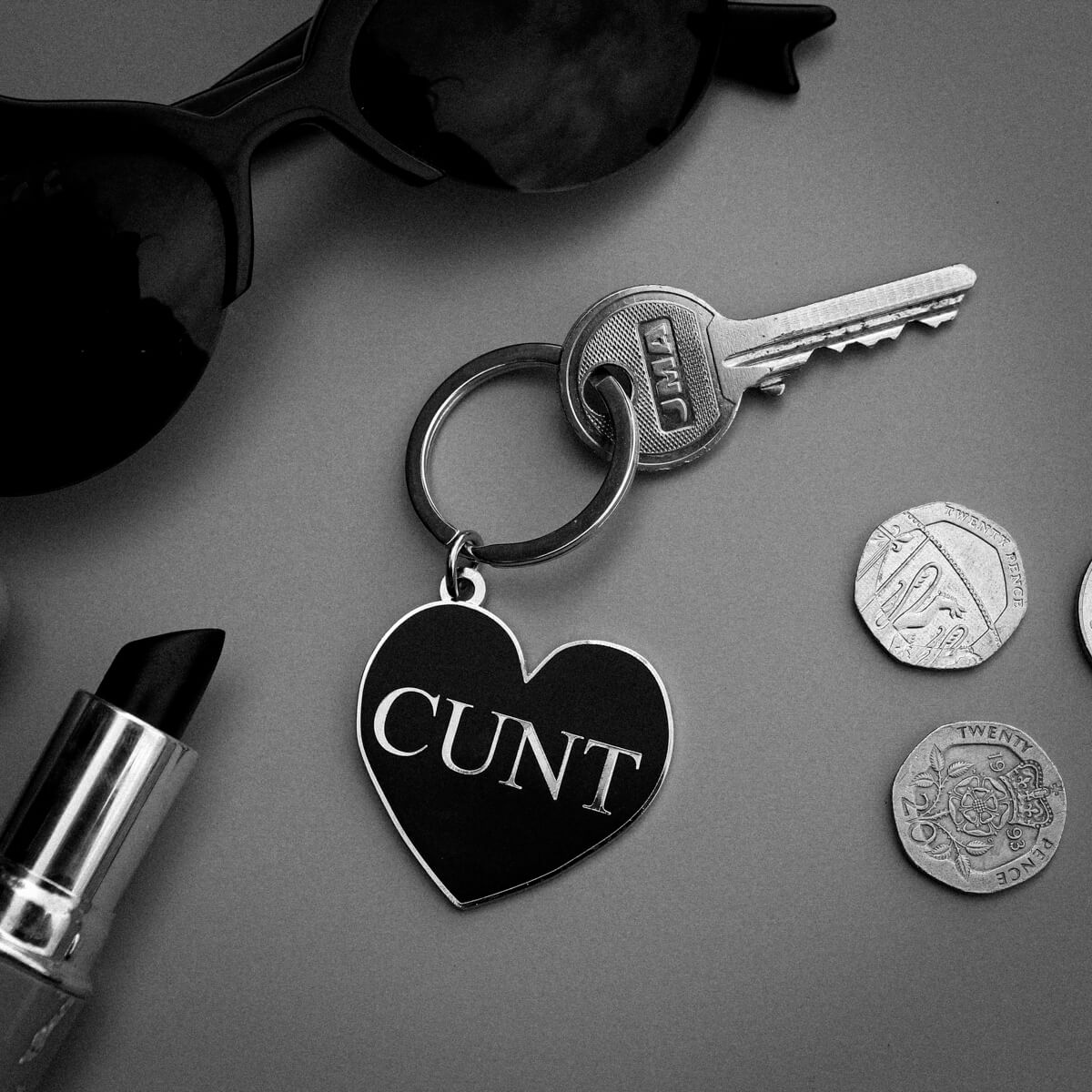 CUNT BLACK HEART KEYRING - PACK OF 5 - Extreme Largeness Wholesale