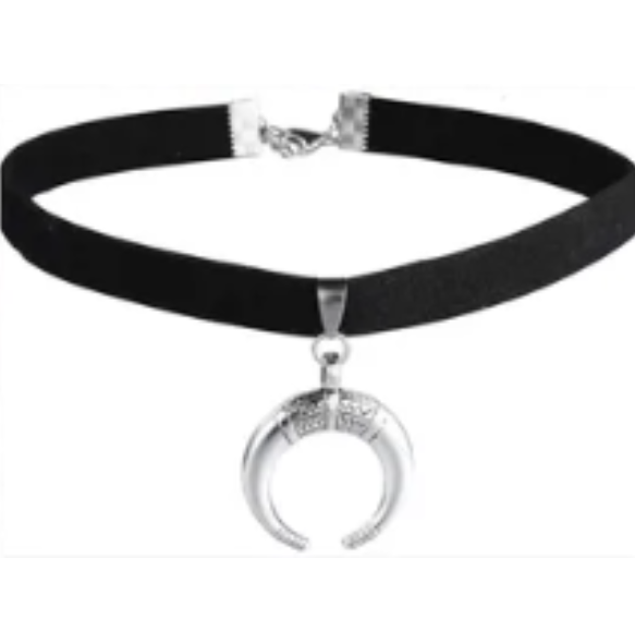 LNK297 Crescent Moon Black Velvet Choker - Extreme Largeness Wholesale