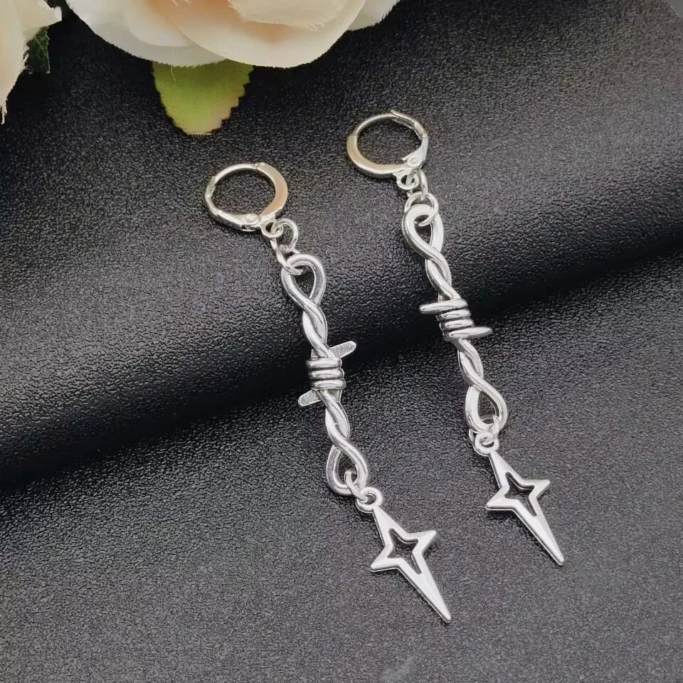 ER839 Barbed Wire Twist & Star Earrings - Extreme Largeness Wholesale