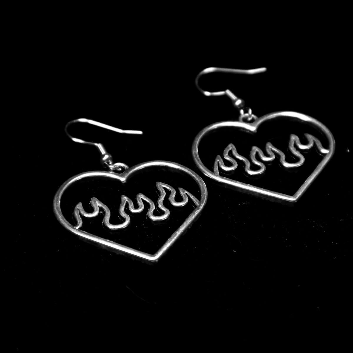FLAMING HEART EARRINGS - PACK OF 5 - Extreme Largeness Wholesale