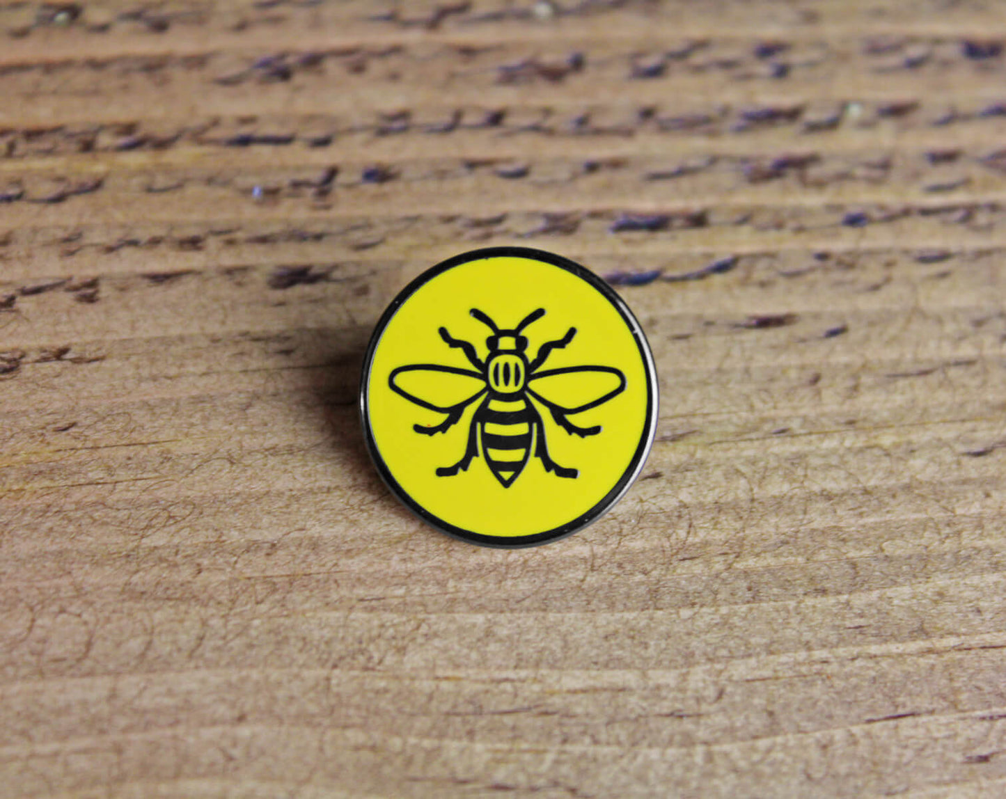 YELLOW CIRCLE MANCHESTER BEE ENAMEL PIN - PACK OF 5 - Extreme Largeness Wholesale