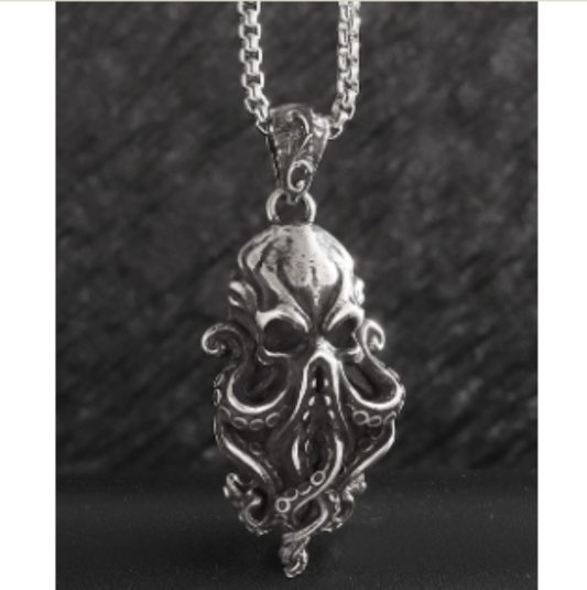 LNK453 Cthulhu Skull Necklace