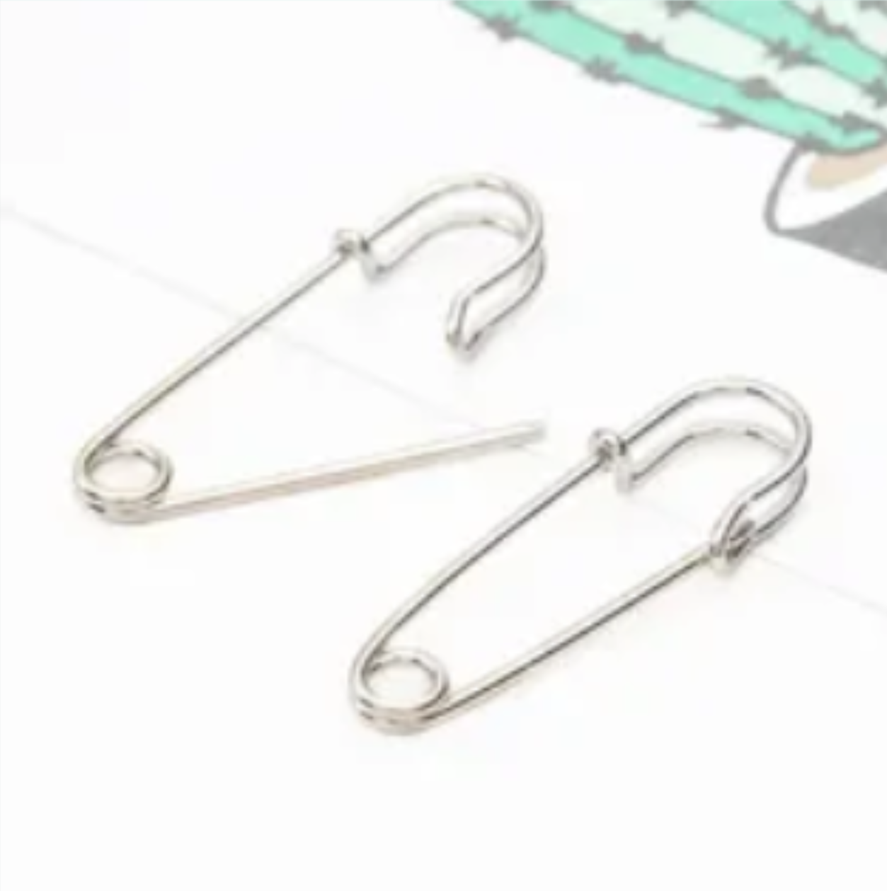 ER625 Safety Pin Earrings Silver