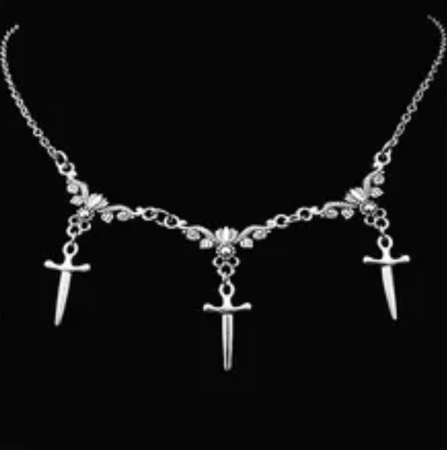 LNK251 3 Daggers Necklace