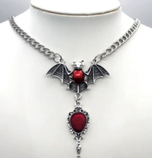 LNK54 Bat & Drop Of Blood Chain