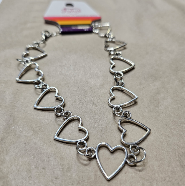 LNK81 Heart Choker Silver