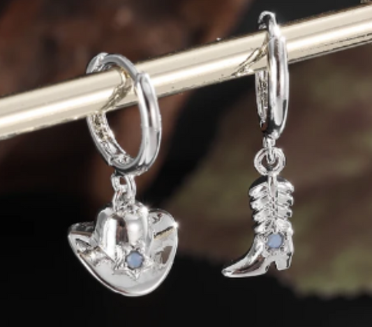 ER950 Cowboy Hat & Boot Hoops Silver