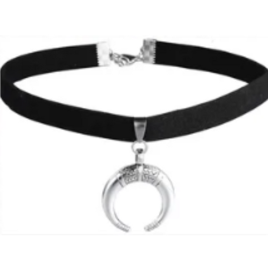 LNK297 Crescent Moon Black Velvet Choker