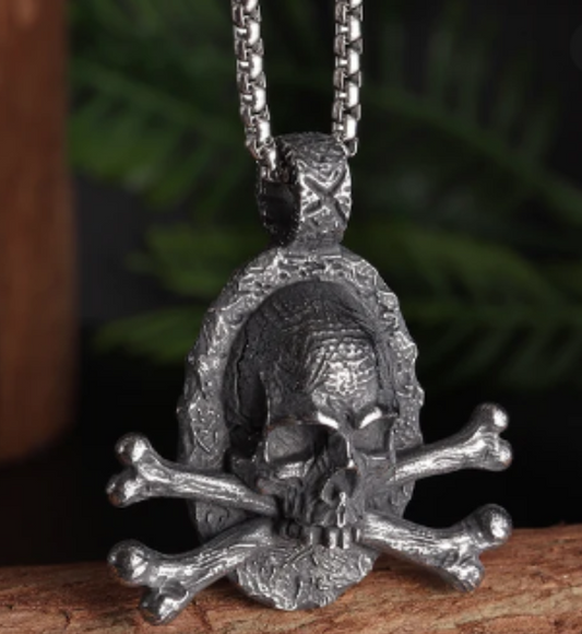 LNK460 Skull & Crossbone Necklace