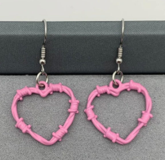 ER859 Barbed Wire Heart Hoops Pink