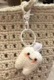 KR131 Tooth Bag Charm - Extreme Largeness Wholesale