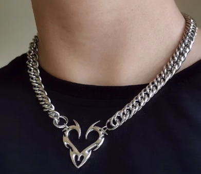 LNK246 Tribal Heart Chain