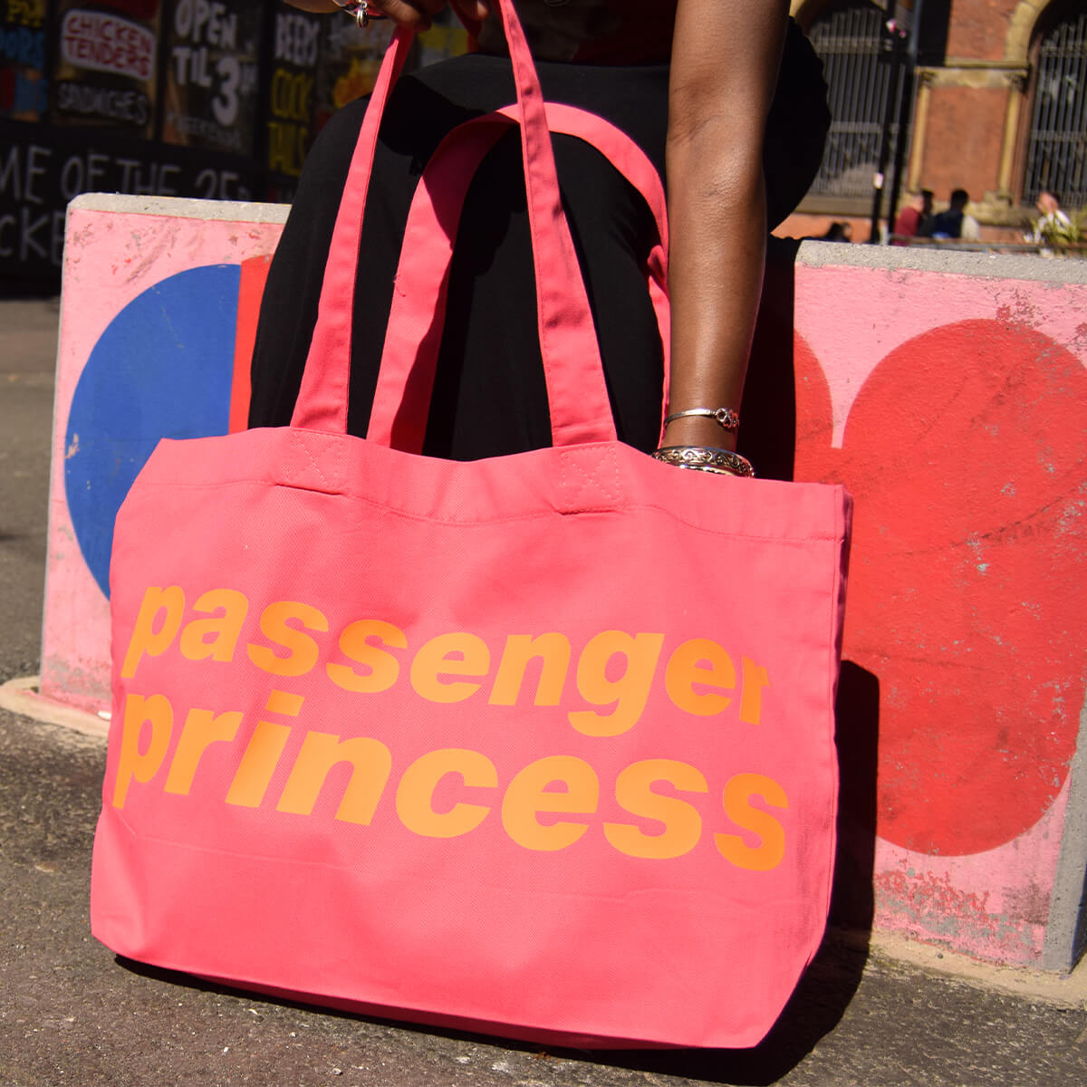 PASSENGER PRINCESS OVERSIZED TOTE BAG - Extreme Largeness Wholesale