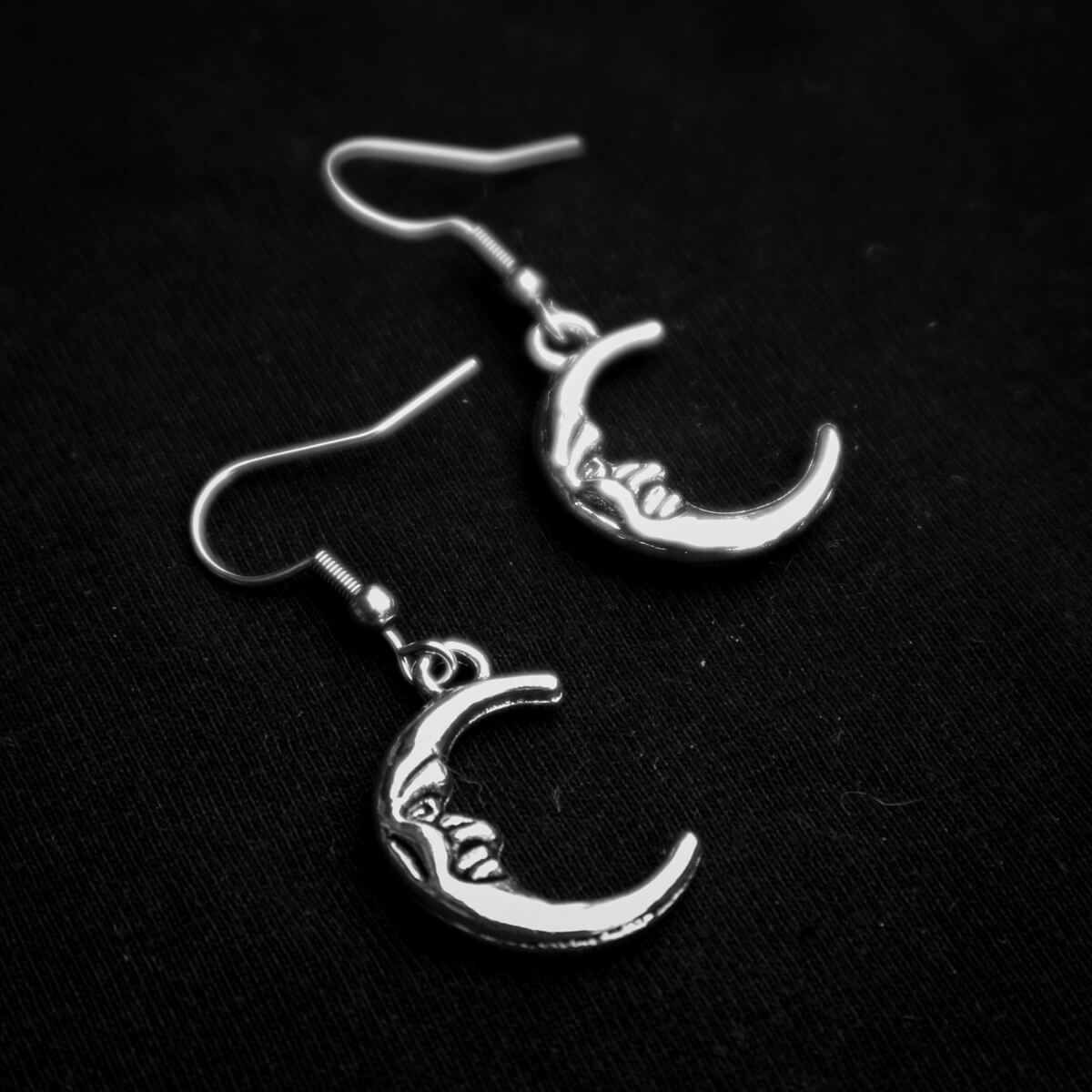 MOON EARRINGS - PACK OF 5