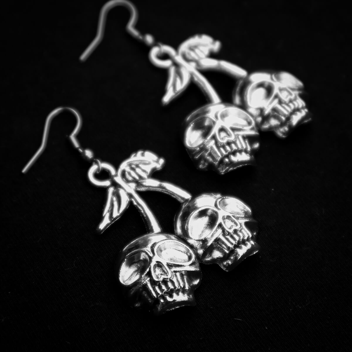 CHERRY SKULL EARRINGS - PACK OF 5