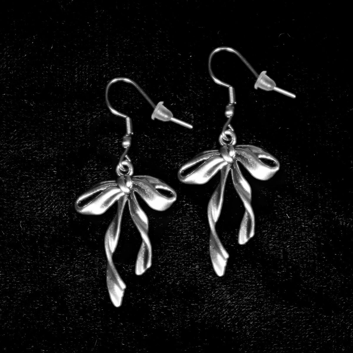BOW EARRINGS - PACK OF 5 - Extreme Largeness Wholesale