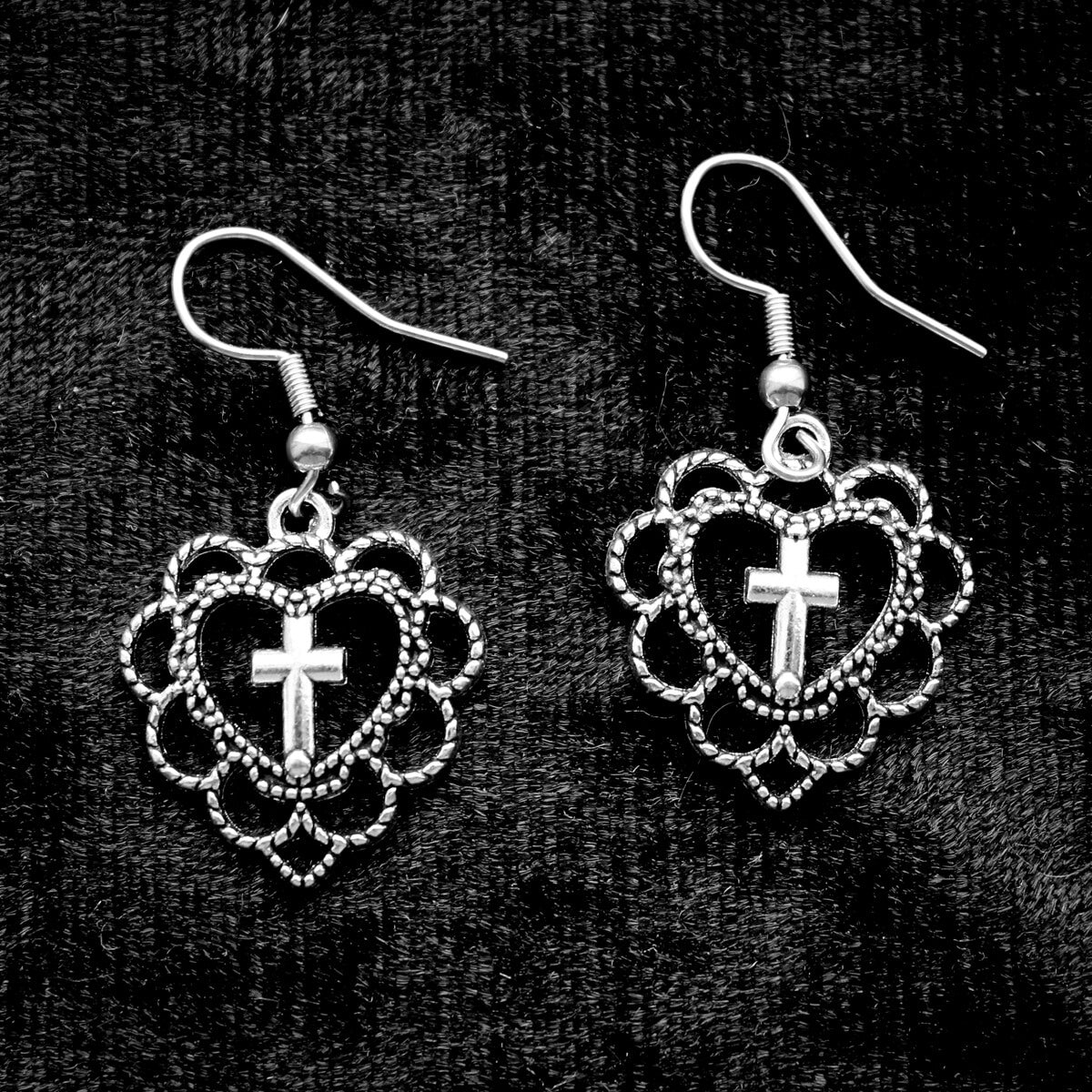 ER602 Heart Cross Earrings