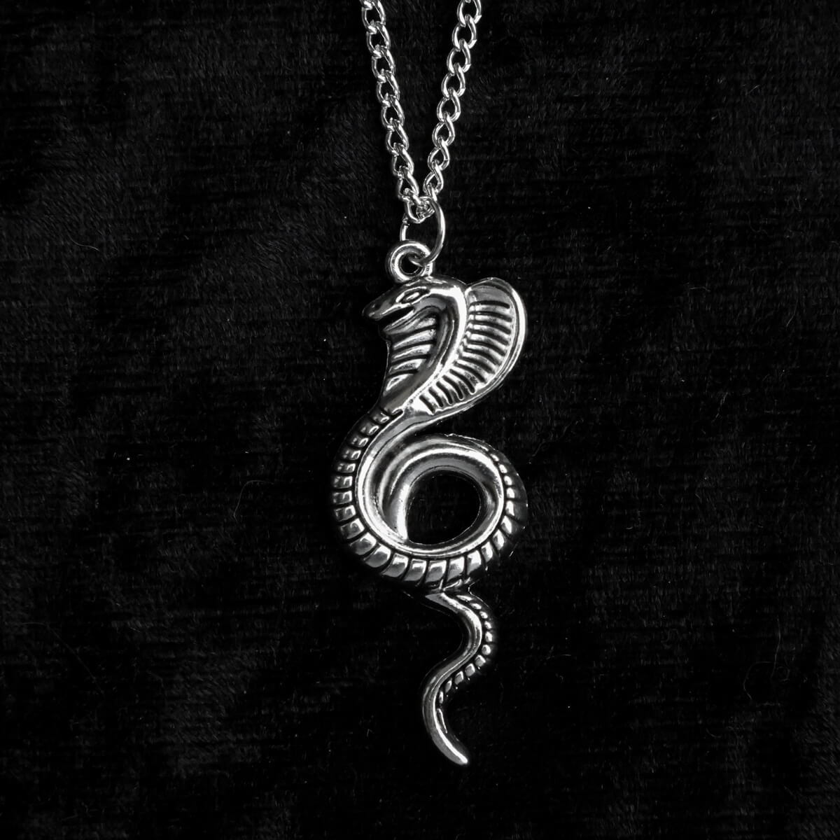 Cobra Necklace• Extreme Largeness Wholesale