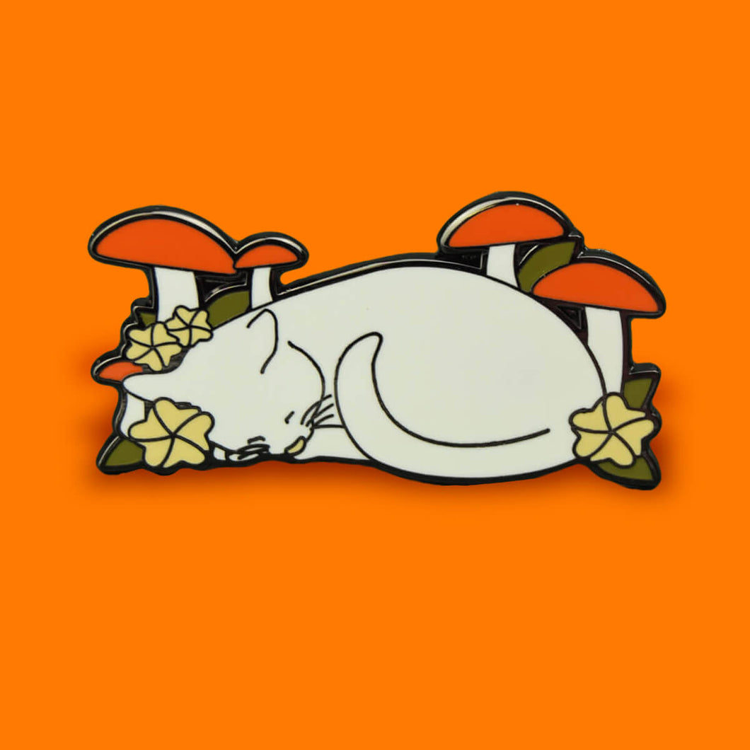 Cat in Nature Enamel Pin | Extreme Largeness Wholesale